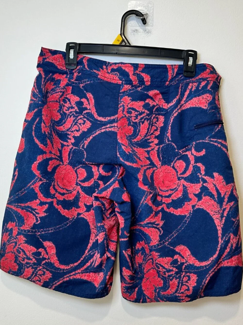 Men's Patagonia Swimsuit Bathing Suit Red Blue Flowers Sz 32 Button Fly Trunks